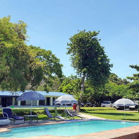 Tranquilo Resorts Capemaclear Chembe Exterior photo