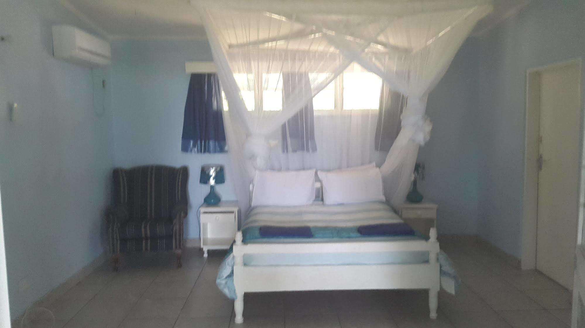Tranquilo Resorts Capemaclear Chembe Exterior photo