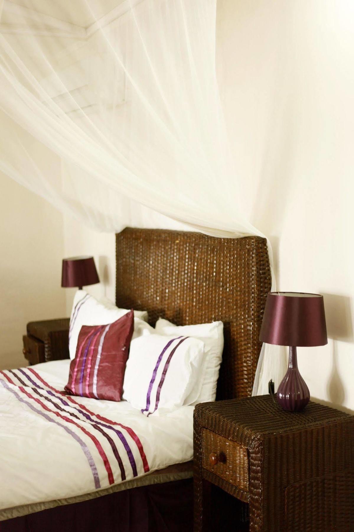 Tranquilo Resorts Capemaclear Chembe Exterior photo